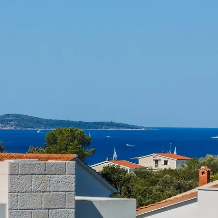 Apartament Mare