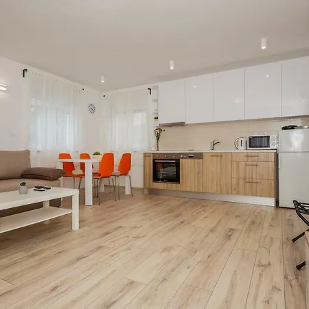 Mare Apartment Trogir