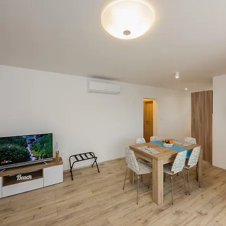 Mare * トロギール