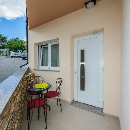 Apartament Mare