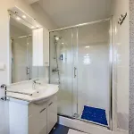 Apartament Mare *