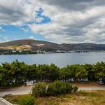 Mare *